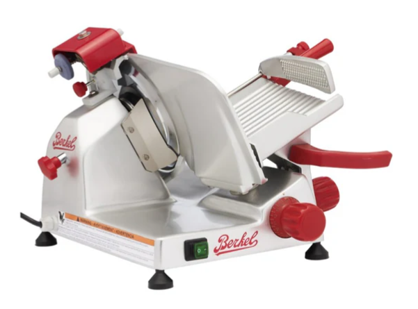 meat slicer - manual - 09" - low volume - Berkel / 823E-PLUS - 1/4 HP - Italy - 115v/60Hz - N/DEMO